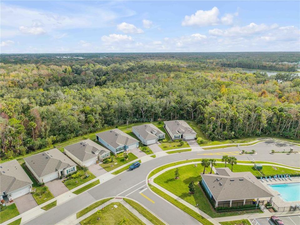 For Sale: $375,000 (3 beds, 2 baths, 1690 Square Feet)