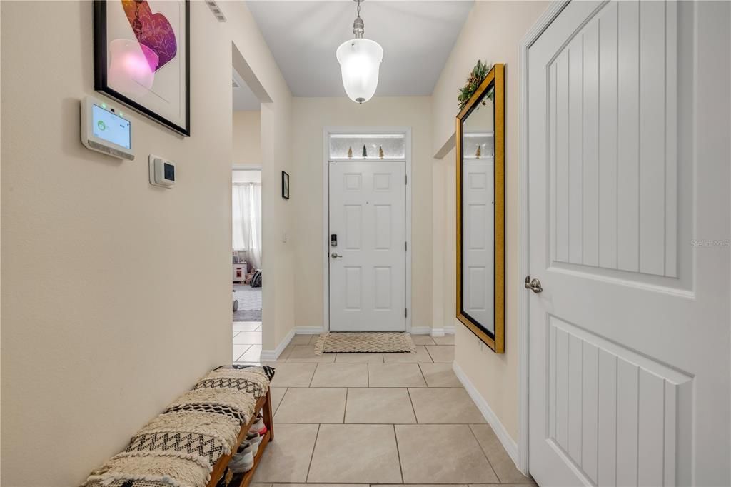 For Sale: $375,000 (3 beds, 2 baths, 1690 Square Feet)