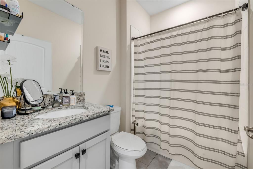 For Sale: $375,000 (3 beds, 2 baths, 1690 Square Feet)