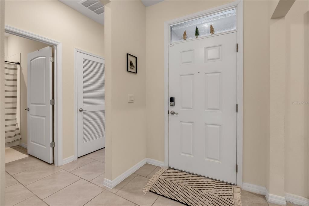 For Sale: $375,000 (3 beds, 2 baths, 1690 Square Feet)