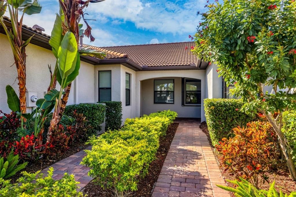 For Sale: $390,000 (2 beds, 2 baths, 1458 Square Feet)