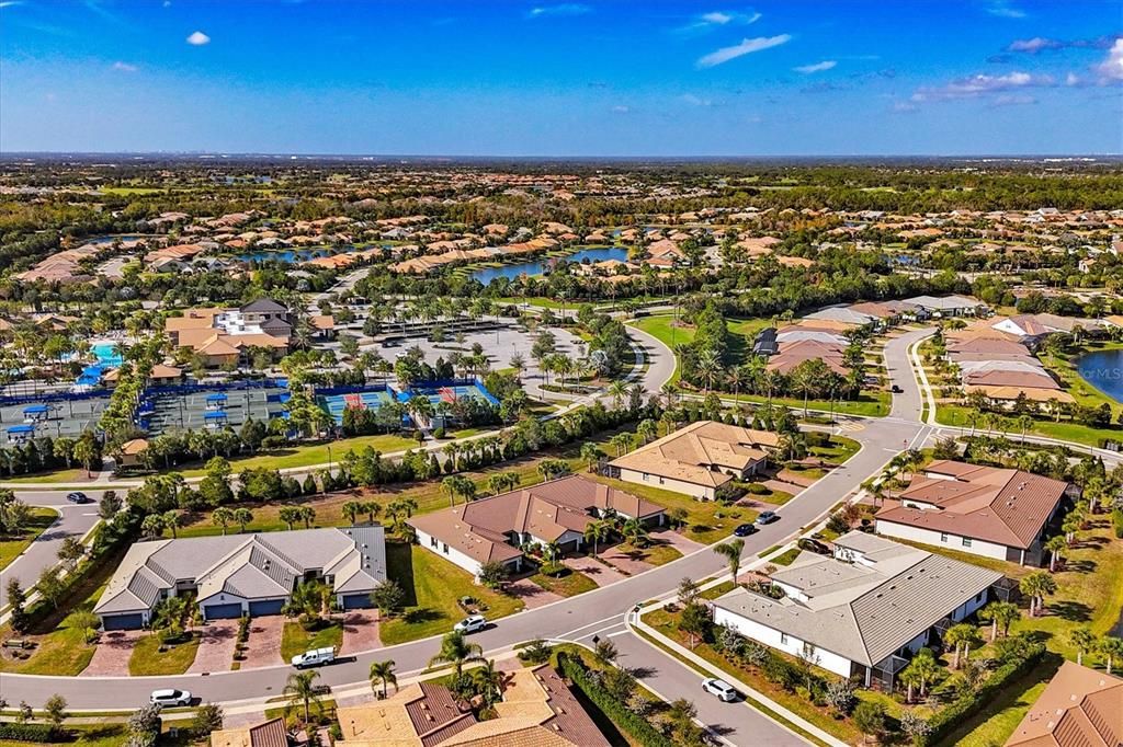 For Sale: $390,000 (2 beds, 2 baths, 1458 Square Feet)