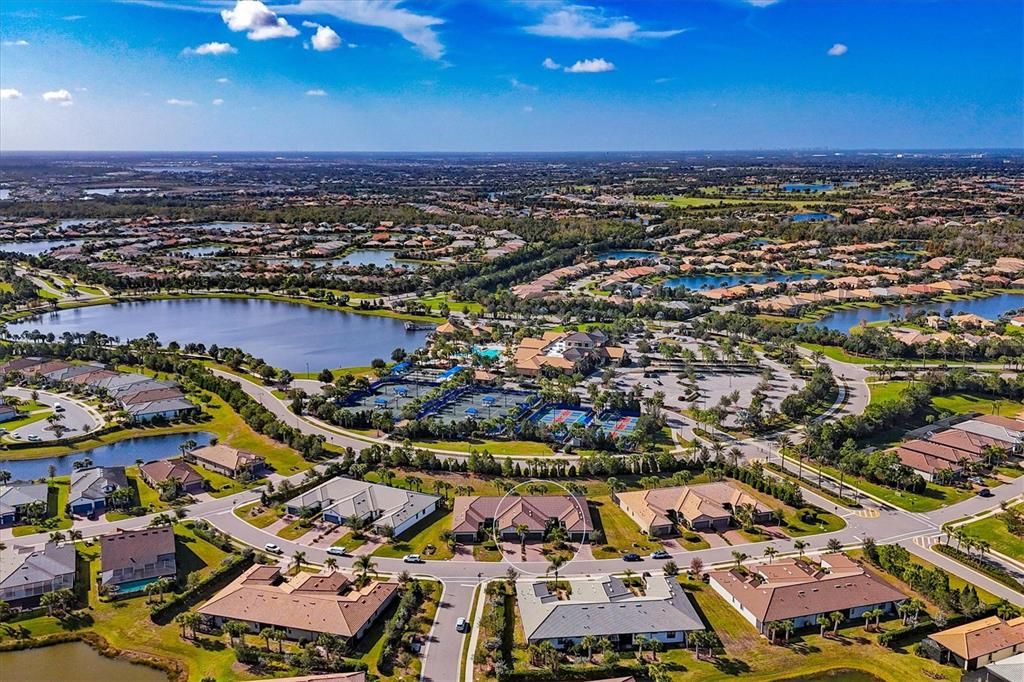 For Sale: $390,000 (2 beds, 2 baths, 1458 Square Feet)