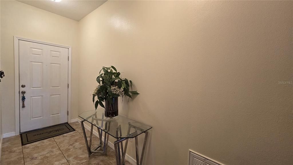 В аренду: $1,820 (2 спален, 2 ванн, 1396 Квадратных фут)