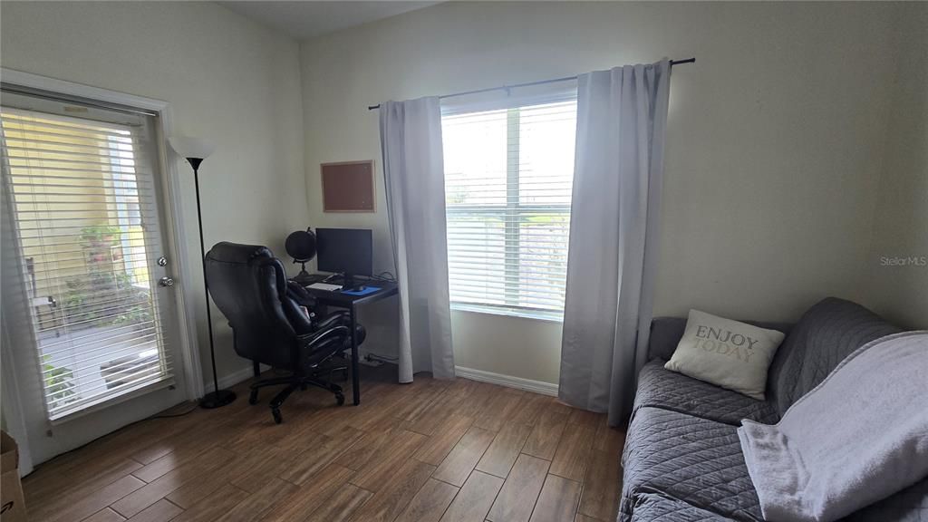 В аренду: $1,820 (2 спален, 2 ванн, 1396 Квадратных фут)