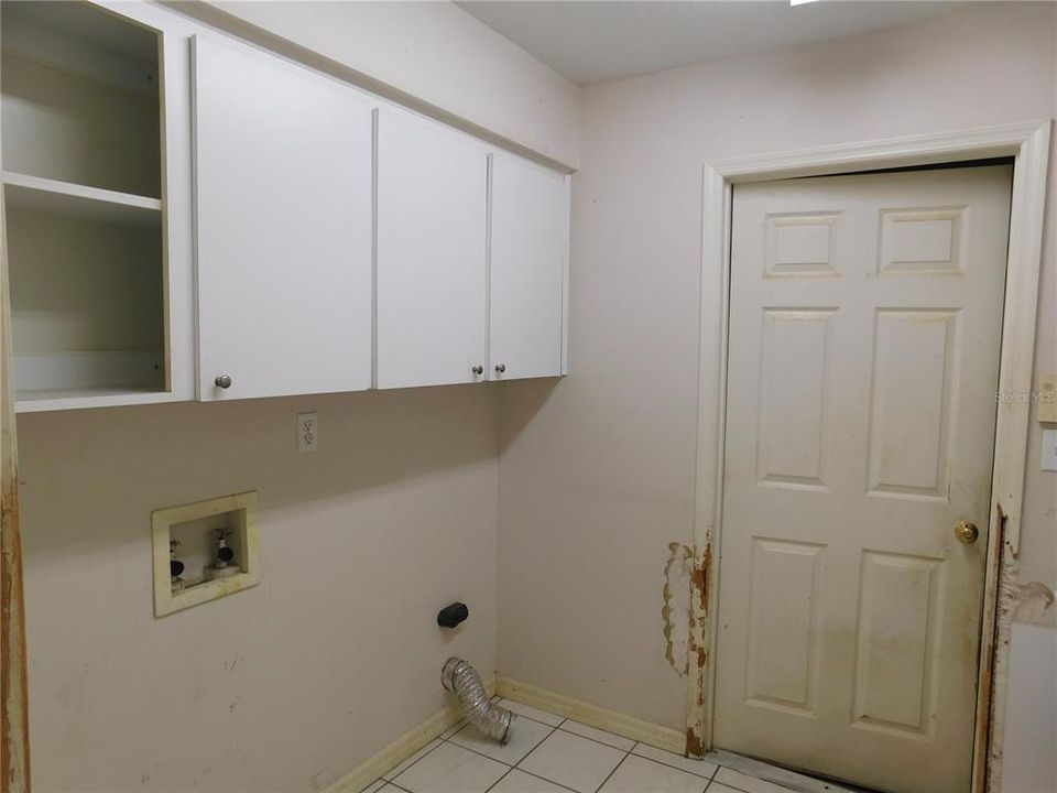 En Venta: $284,900 (3 camas, 2 baños, 2080 Pies cuadrados)