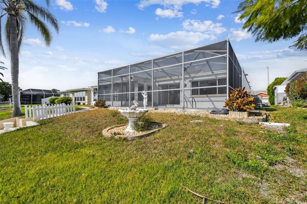 For Rent: $2,300 (2 beds, 2 baths, 1334 Square Feet)