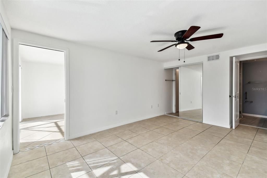 For Rent: $2,300 (2 beds, 2 baths, 1334 Square Feet)