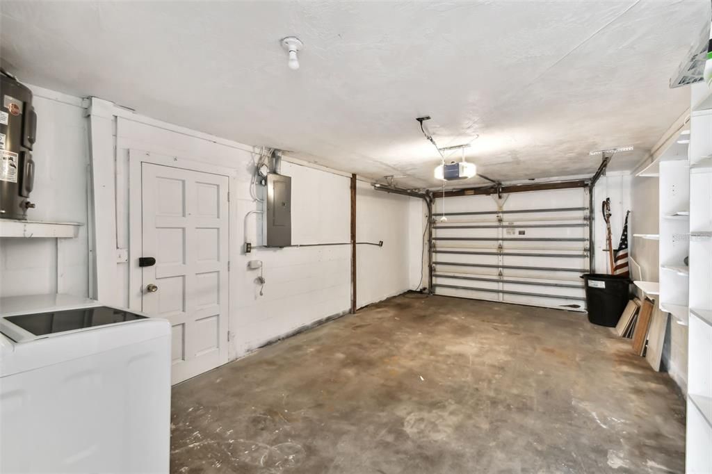 For Rent: $2,300 (2 beds, 2 baths, 1334 Square Feet)