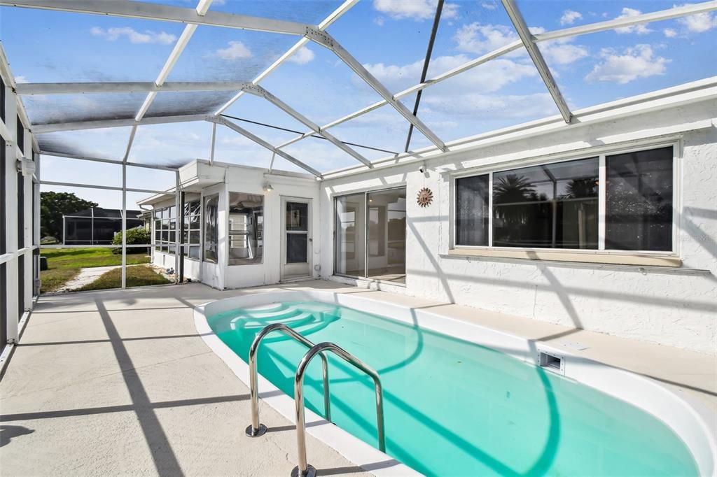 For Rent: $2,300 (2 beds, 2 baths, 1334 Square Feet)