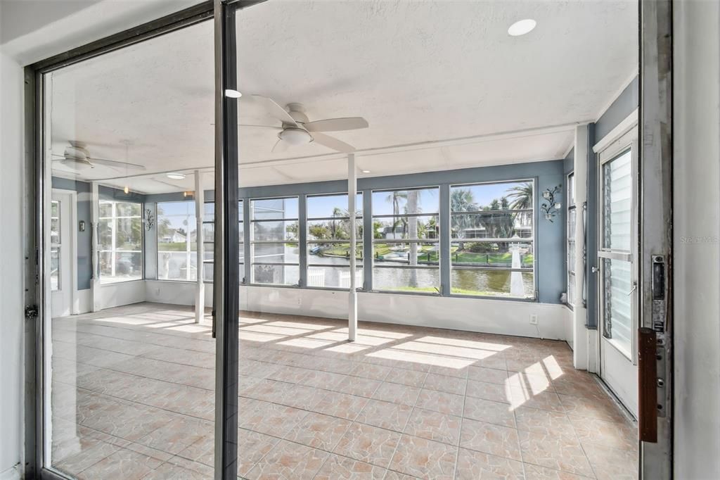 For Rent: $2,300 (2 beds, 2 baths, 1334 Square Feet)