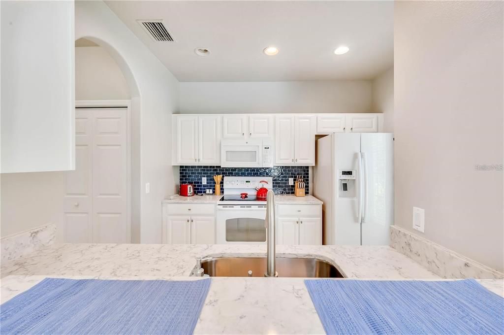 En Renta: $1,850 (3 camas, 2 baños, 1400 Pies cuadrados)