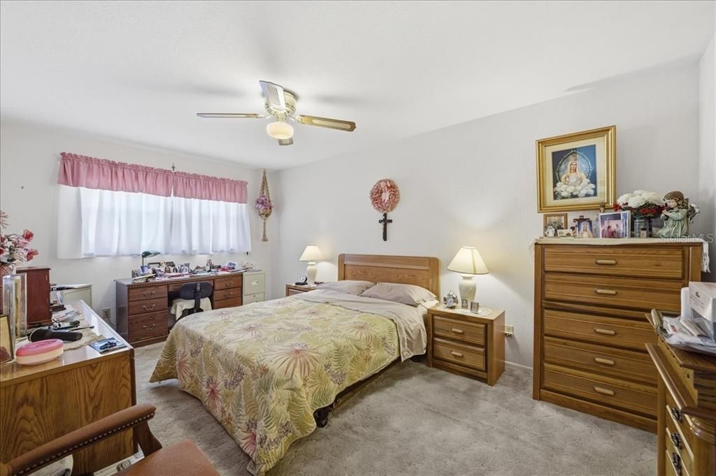 待售: $174,900 (2 贝兹, 2 浴室, 1326 平方英尺)