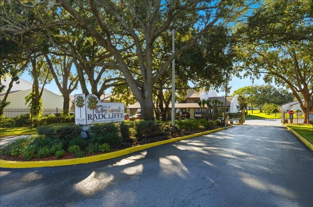 待售: $174,900 (2 贝兹, 2 浴室, 1326 平方英尺)