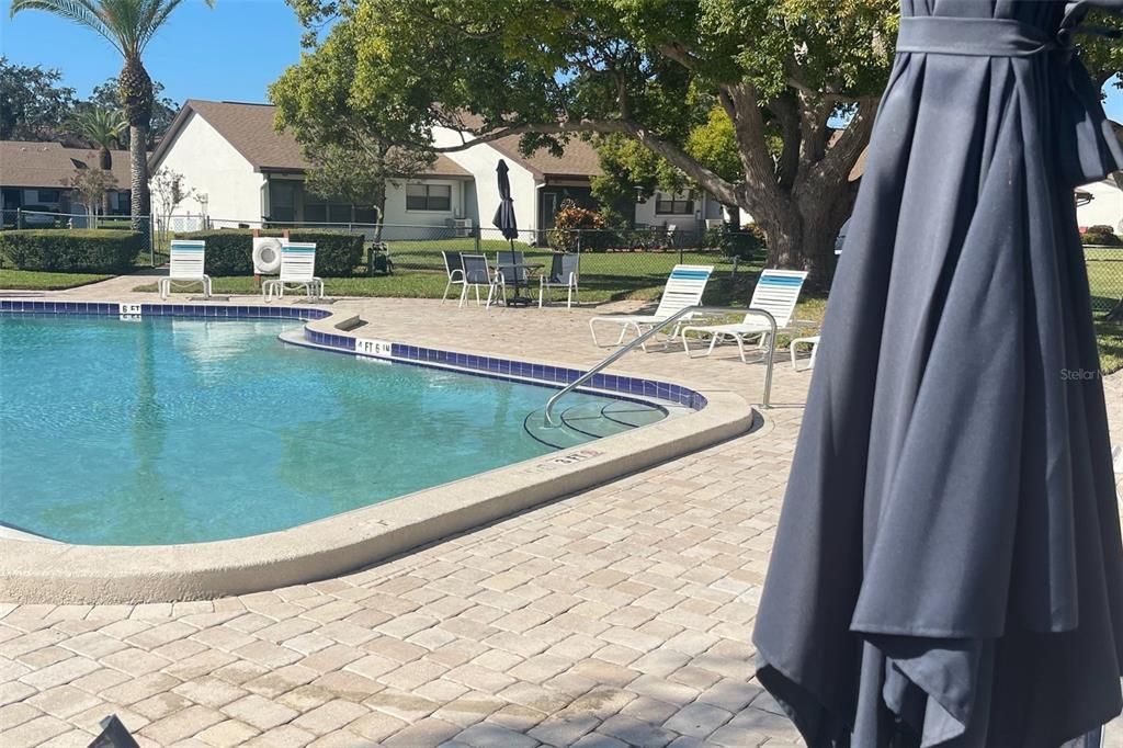 待售: $174,900 (2 贝兹, 2 浴室, 1326 平方英尺)