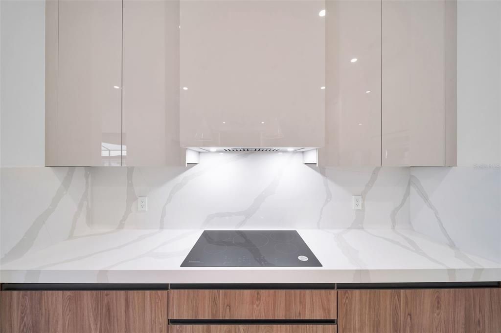 For Sale: $780,000 (4 beds, 4 baths, 2166 Square Feet)