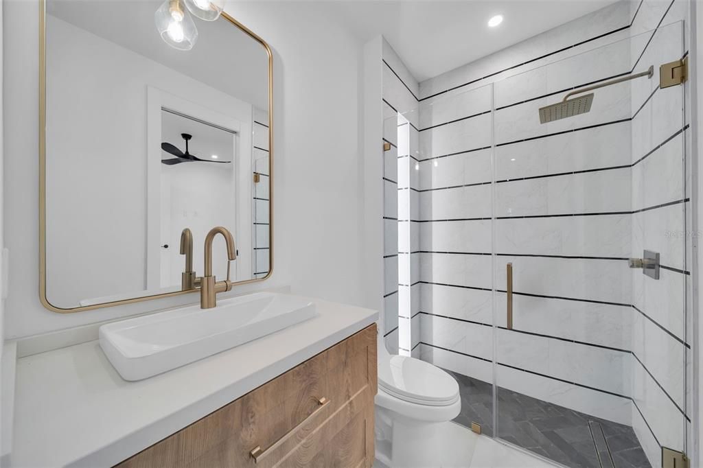 For Sale: $780,000 (4 beds, 4 baths, 2166 Square Feet)