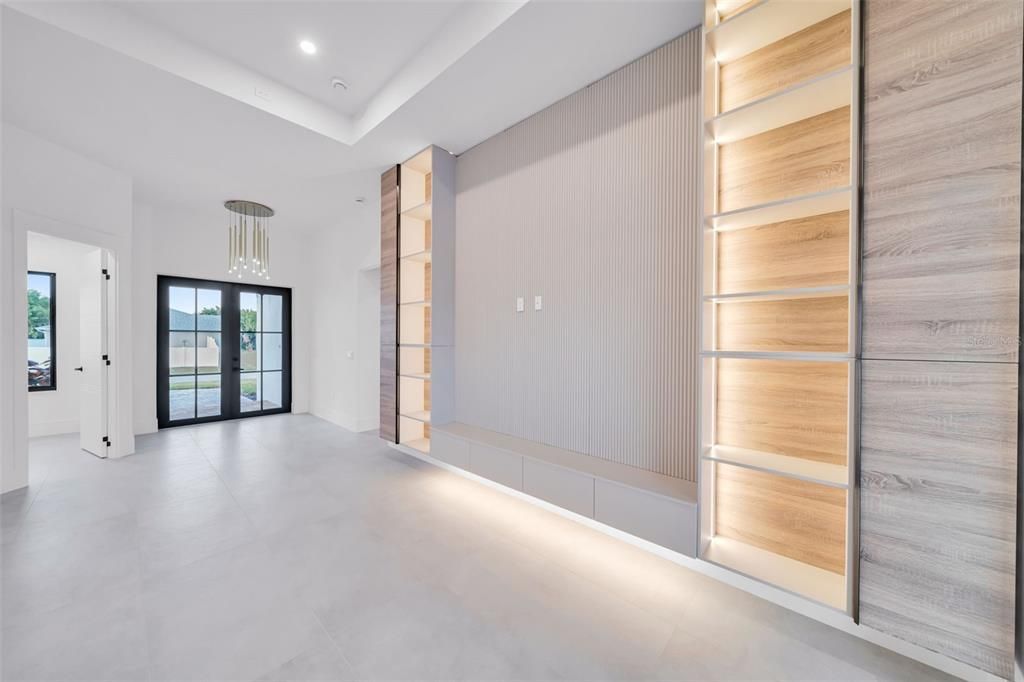 For Sale: $780,000 (4 beds, 4 baths, 2166 Square Feet)