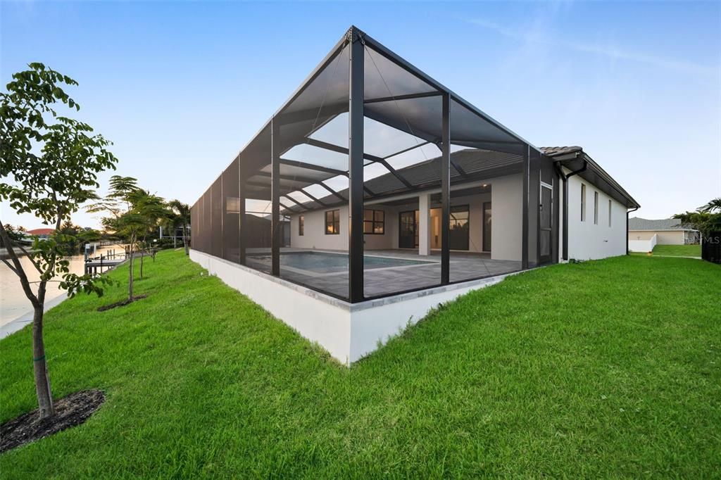 For Sale: $780,000 (4 beds, 4 baths, 2166 Square Feet)