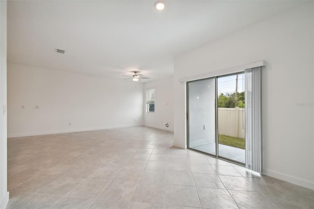 For Rent: $2,250 (3 beds, 2 baths, 2319 Square Feet)