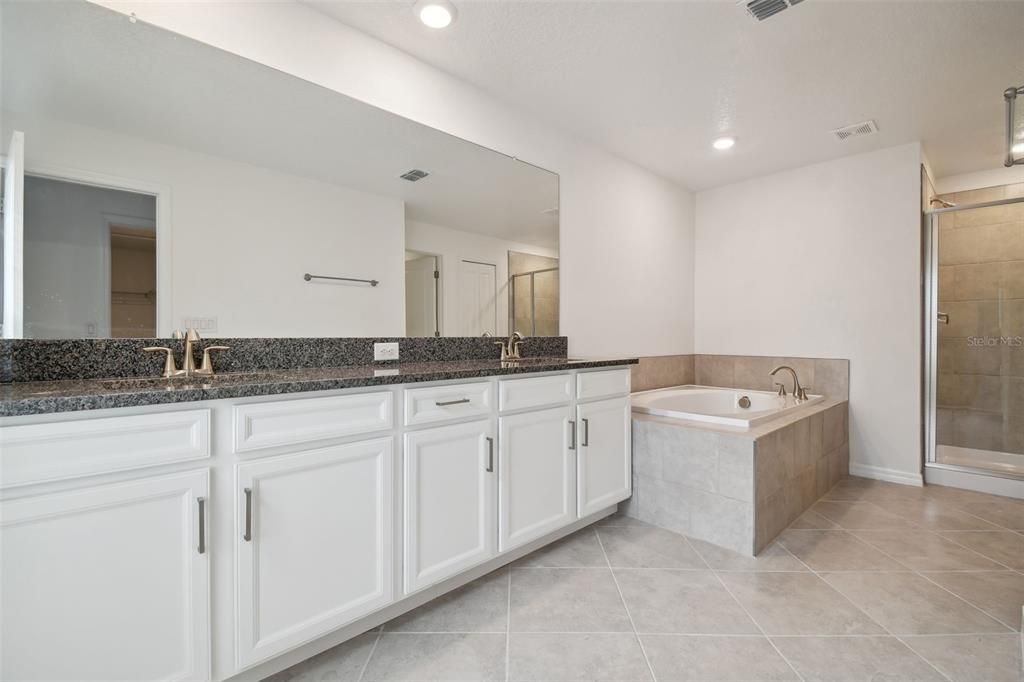 For Rent: $2,250 (3 beds, 2 baths, 2319 Square Feet)