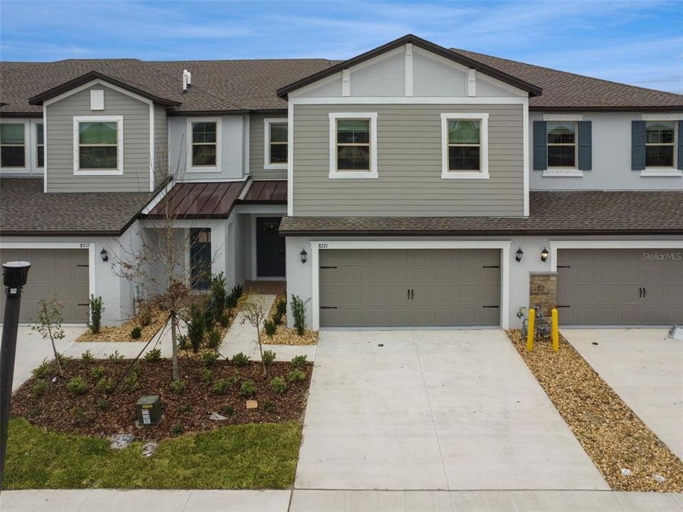 For Rent: $2,250 (3 beds, 2 baths, 2319 Square Feet)