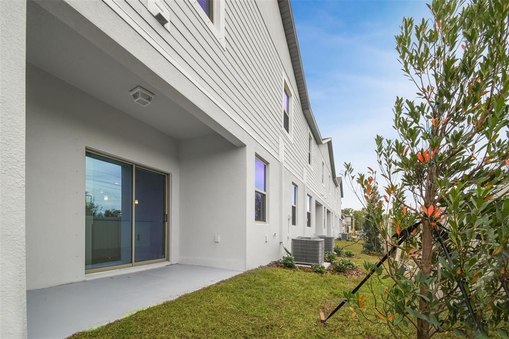 For Rent: $2,250 (3 beds, 2 baths, 2319 Square Feet)