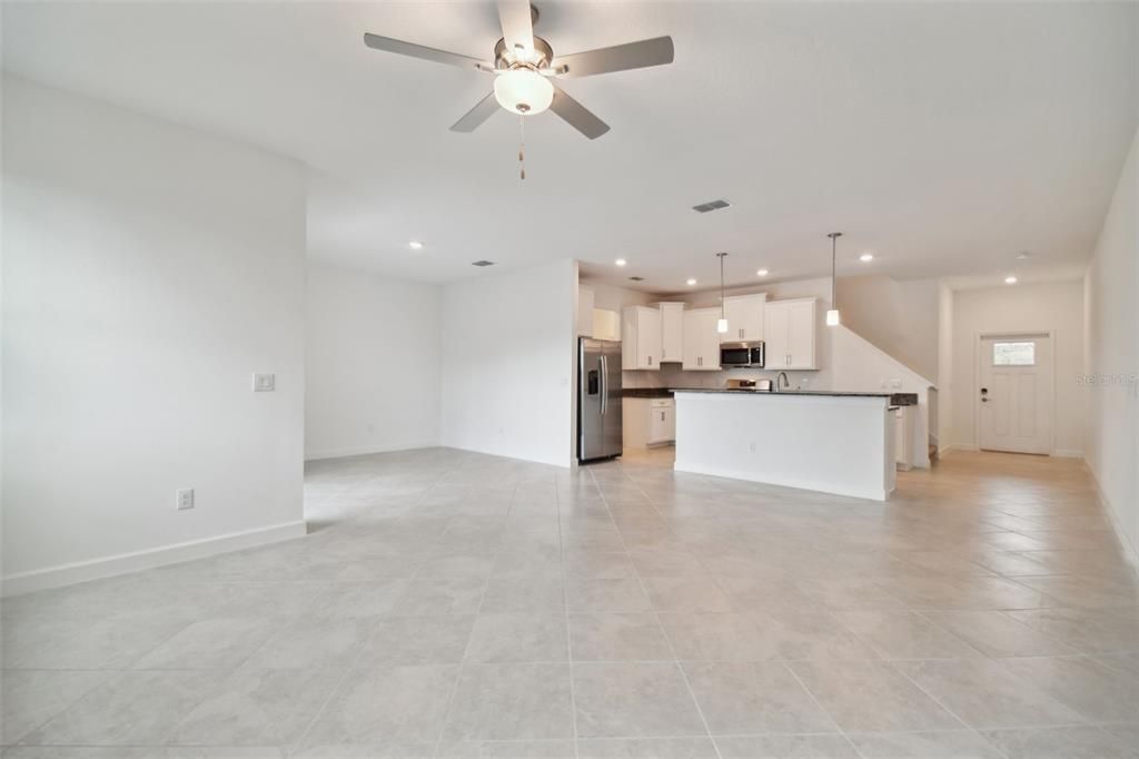 For Rent: $2,250 (3 beds, 2 baths, 2319 Square Feet)