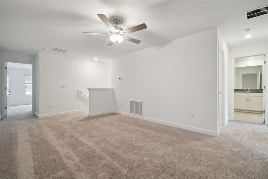 For Rent: $2,250 (3 beds, 2 baths, 2319 Square Feet)