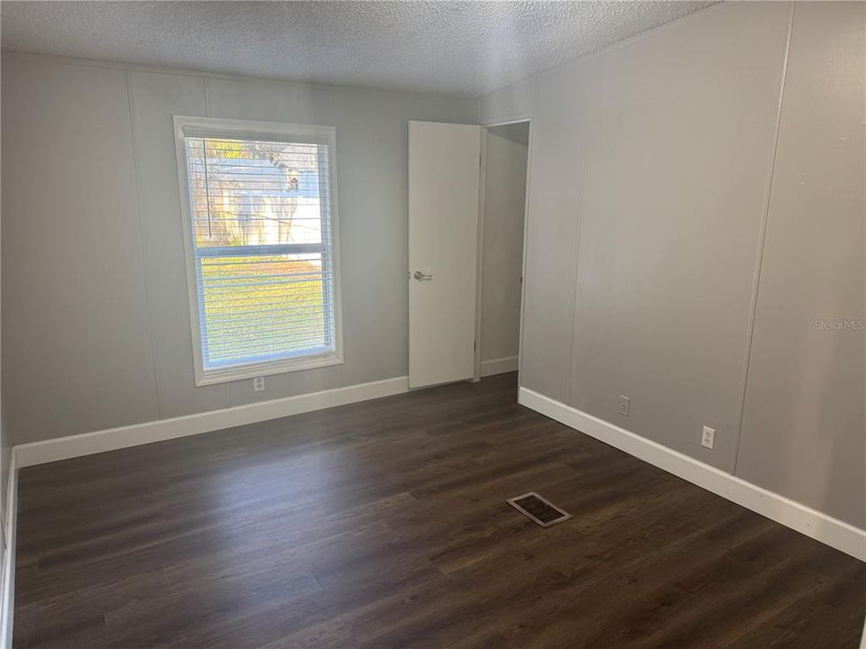 待售: $245,000 (3 贝兹, 2 浴室, 1620 平方英尺)