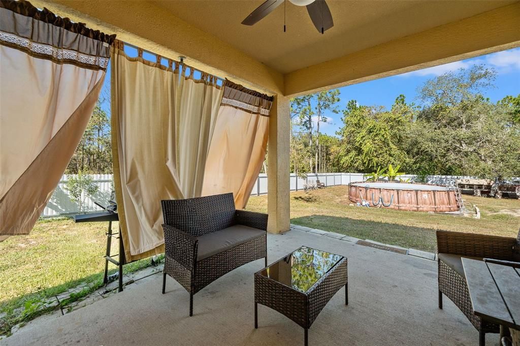 待售: $380,000 (4 贝兹, 2 浴室, 1997 平方英尺)