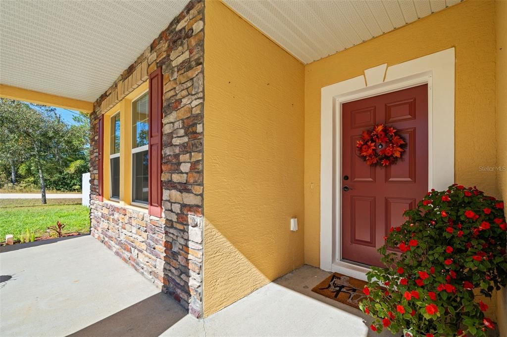 待售: $380,000 (4 贝兹, 2 浴室, 1997 平方英尺)