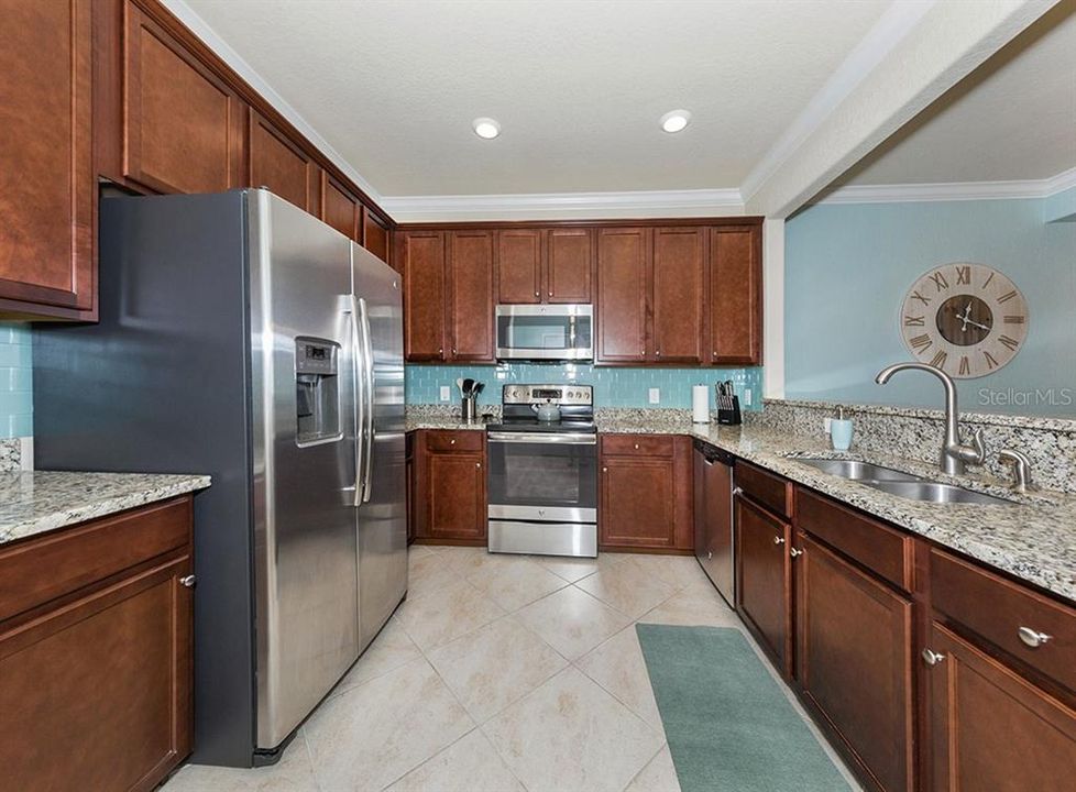 В аренду: $1,850 (3 спален, 2 ванн, 1879 Квадратных фут)