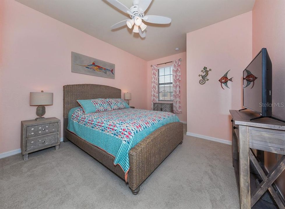 В аренду: $1,850 (3 спален, 2 ванн, 1879 Квадратных фут)