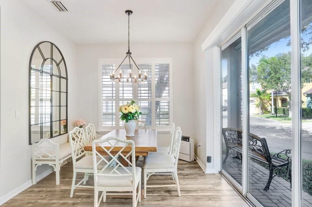 Activo con contrato: $450,000 (4 camas, 2 baños, 1771 Pies cuadrados)