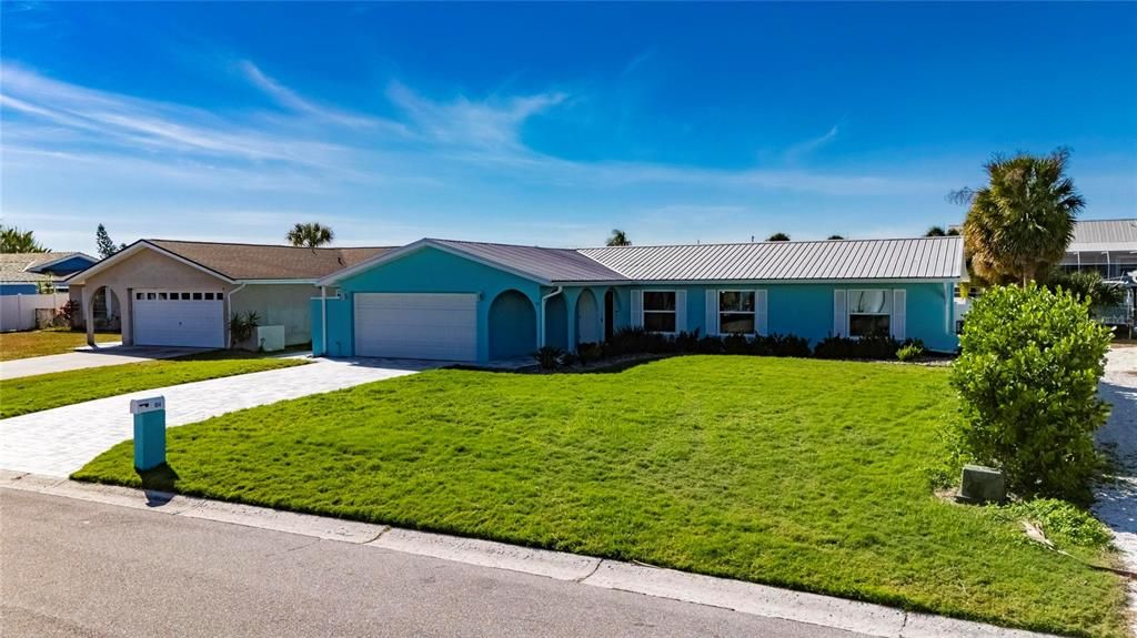 For Rent: $4,200 (3 beds, 2 baths, 1477 Square Feet)