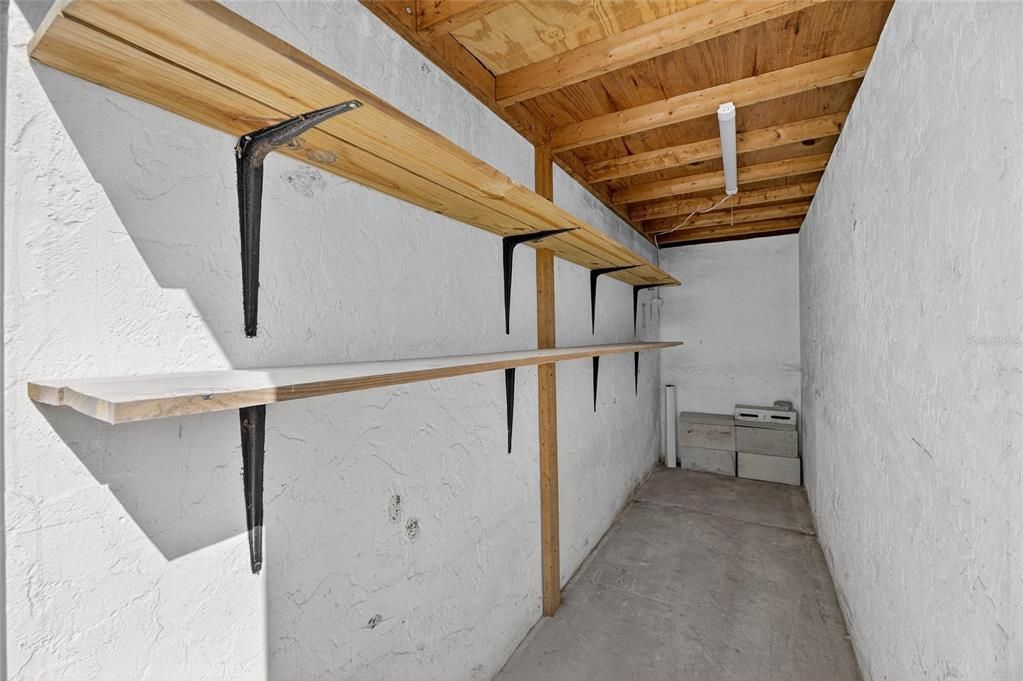 For Rent: $4,200 (3 beds, 2 baths, 1477 Square Feet)