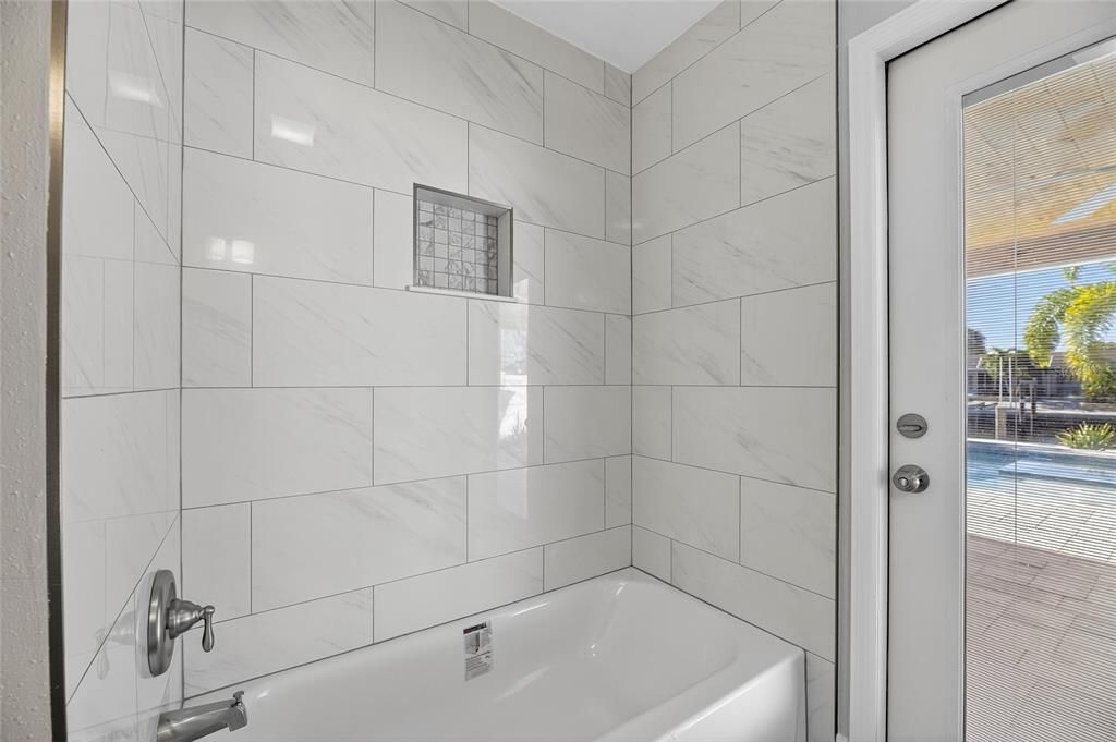 For Rent: $4,200 (3 beds, 2 baths, 1477 Square Feet)