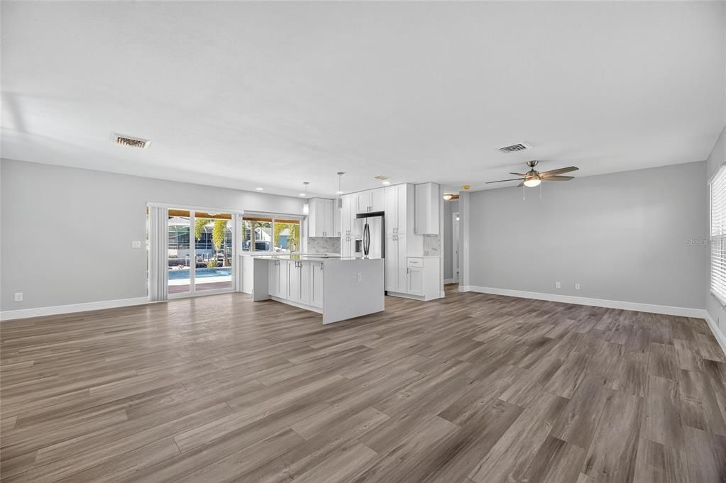 For Rent: $4,200 (3 beds, 2 baths, 1477 Square Feet)