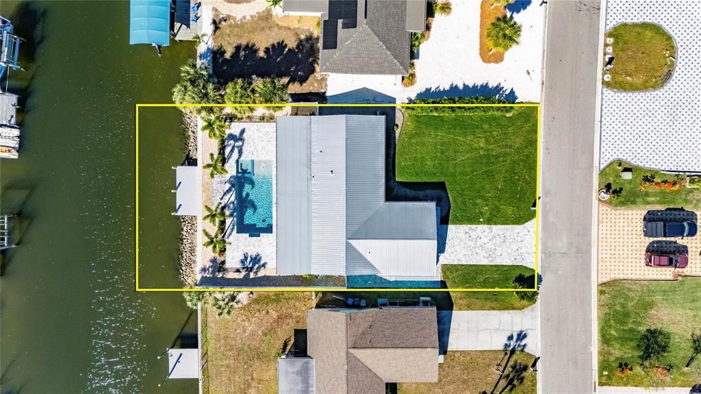 For Rent: $4,200 (3 beds, 2 baths, 1477 Square Feet)