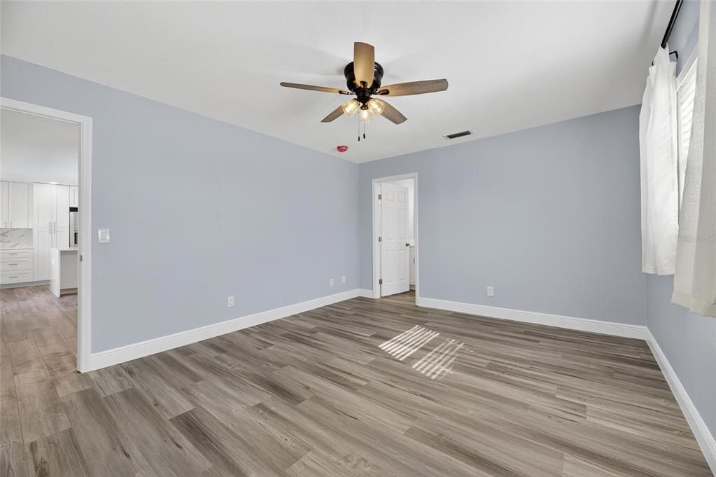 For Rent: $4,200 (3 beds, 2 baths, 1477 Square Feet)