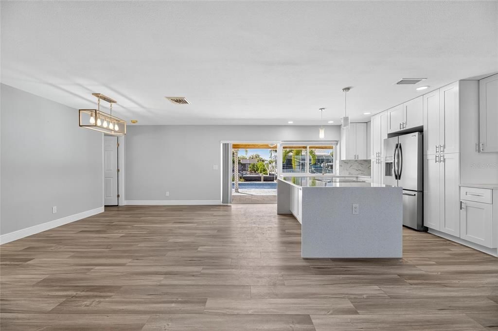 For Rent: $4,200 (3 beds, 2 baths, 1477 Square Feet)