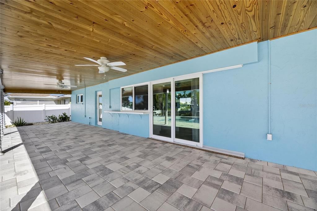 For Rent: $4,200 (3 beds, 2 baths, 1477 Square Feet)