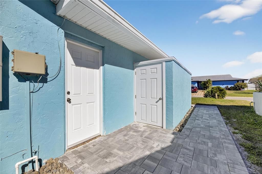 For Rent: $4,200 (3 beds, 2 baths, 1477 Square Feet)