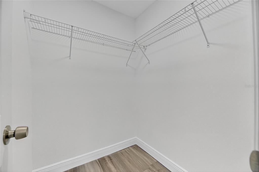 For Rent: $4,200 (3 beds, 2 baths, 1477 Square Feet)