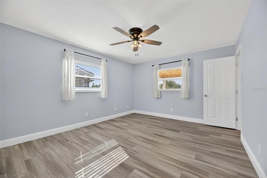 For Rent: $4,200 (3 beds, 2 baths, 1477 Square Feet)