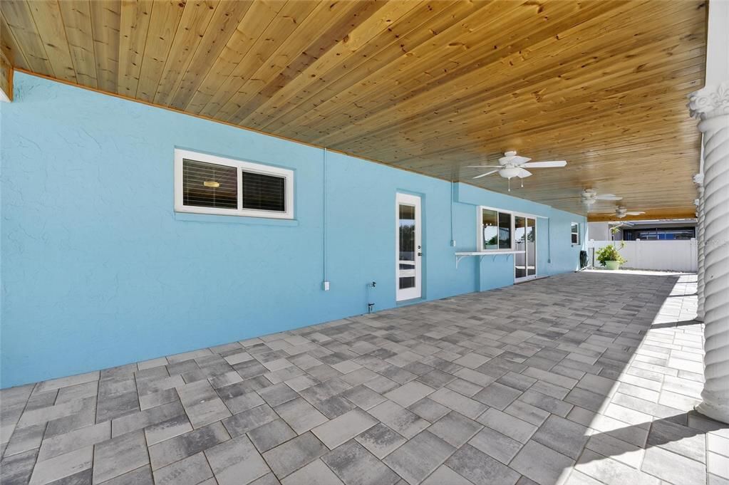 For Rent: $4,200 (3 beds, 2 baths, 1477 Square Feet)