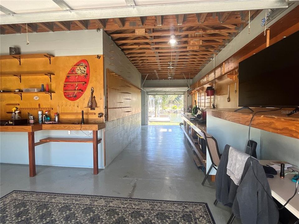 На продажу: $364,000 (2 спален, 1 ванн, 967 Квадратных фут)