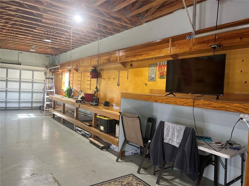 На продажу: $364,000 (2 спален, 1 ванн, 967 Квадратных фут)