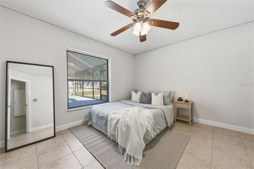 На продажу: $398,500 (3 спален, 2 ванн, 1036 Квадратных фут)